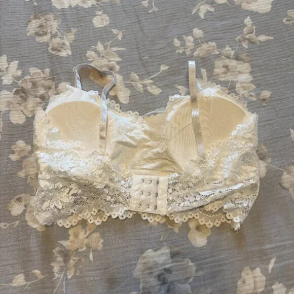 Abercrombie & Fitch White Lace Bralette - NWOT - Picture 7 of 8